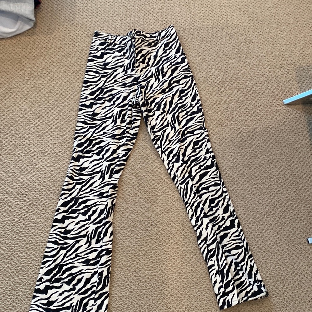 MOTEL ROCKS ZEBRA JEANS - Picture 2 of 2